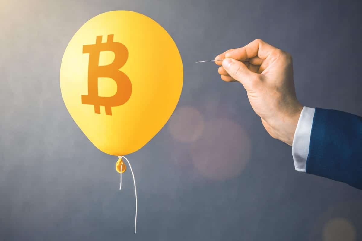 Bloomberg Analyst McGlone Explains What Will Happen to Bitcoin “If the Bubble Bursts”